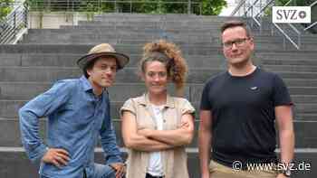 Kultur in Parchim: Open-Air-Theater vor dem Stadthaus | svz.de - svz – Schweriner Volkszeitung