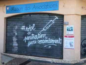 Un graff sur la devanture du centre de test Covid-19 suscite débat et émoi à Vallauris