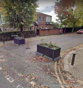 Bowes Area Quieter Neighbourhood LTN trial to continue