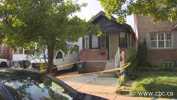 Homicide unit investigating after 2 dead in northwest Toronto home - CBC.ca