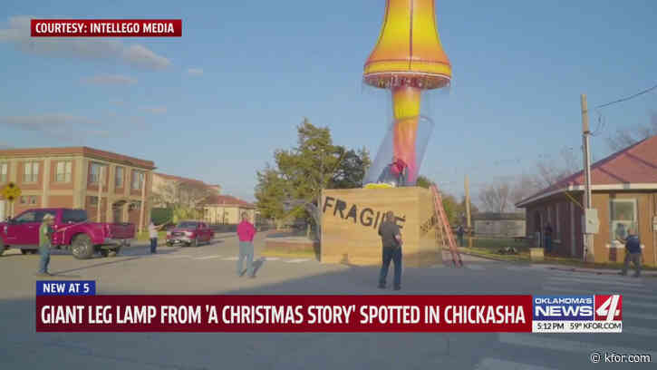 'Christmas in July' events centered around Chickasha leg lamp
