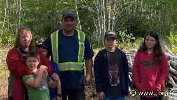 Village of Tatamagouche, N.S., rallies around homeless family to build them a house