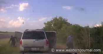 'Wild' Dash Cam Footage Shows Illegal Immigrants Scatter After Texas Trooper Pulls Over Vehicle