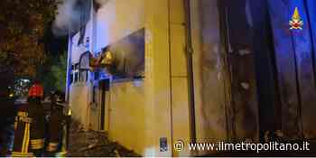Fermo, grosso incendio nella notte in un calzaturificio di Servigliano - Ilmetropolitano.it - ilMetropolitano.it