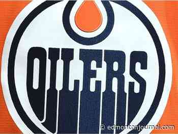 Edmonton Oilers trade down two spots, add late third round pick