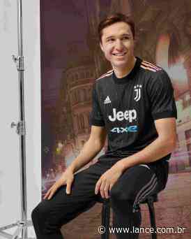 Juventus apresenta o novo uniforme reserva para a temporada; confira - LANCE!