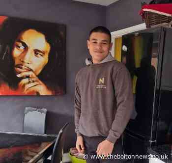 Teen, 14, leaves Bolton school to start new business