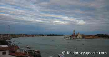Scientists discover ancient Roman road submerged in Venice lagoon     - CNET