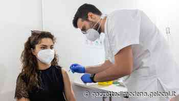Vaccini a Modena, due giorni a settimana per la scuola «Dobbiamo arrivare al 90% tra il personale» - La Gazzetta di Modena