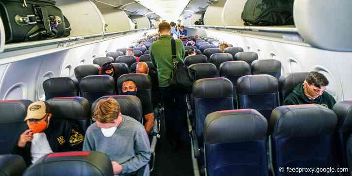 A Harvard psychologist explains the rise in passengers getting violent on airplanes and customers abusing retail workers: People have reached 'a boiling point'