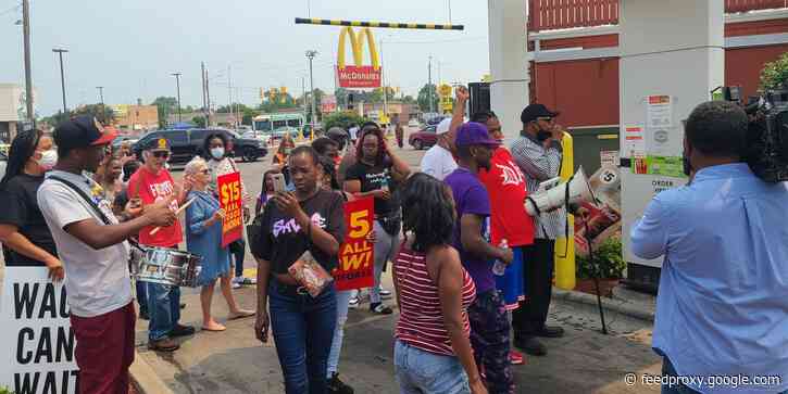 It's been 12 years since Congress last raised the minimum wage. As a McDonald's worker who makes just $10 an hour, I'm getting sick of Congress delaying another much-needed raise.
