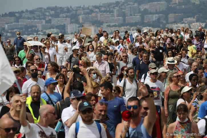Au moins 6.000 personnes ont manifesté à Nice contre le pass sanitaire, "du rarement vu" selon la Préfecture