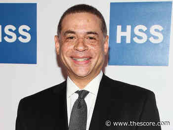 Report: Knicks signing Scott Perry to 2-year contract extension - theScore