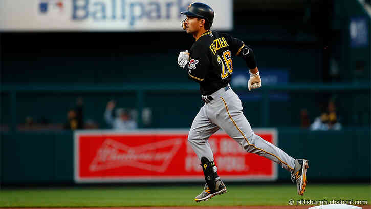Pirates Stop 4-Game Skid, Beat Giants 6-4