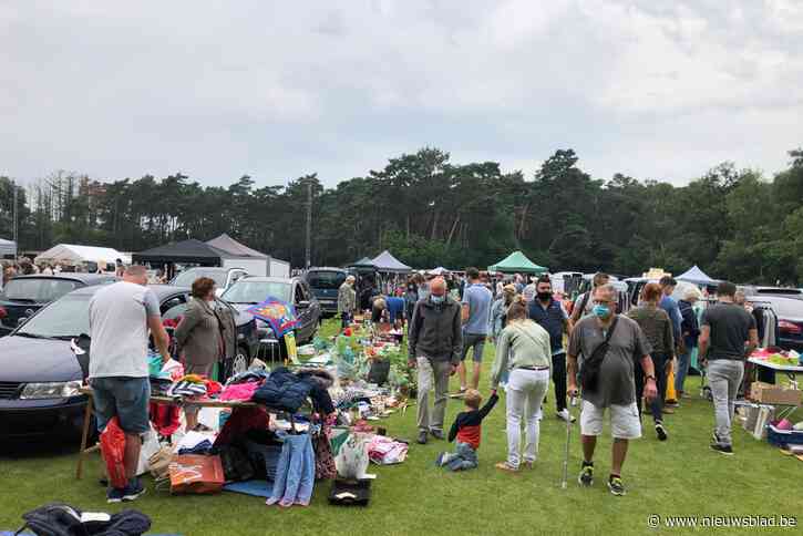 Voetbalclub pakt uit met succesvolle rommelmarkt