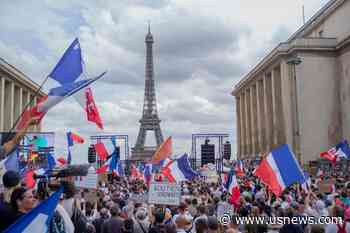 French Protesters Reject Virus Passes, Vaccine Mandate