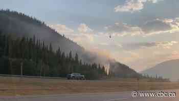 Wildfires west of Calgary add to veil of smoke blowing in from B.C.