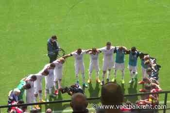 Nog voor op een bal getrapt was al emotioneel moment: OHL, oftewel 'Team Bart', eert overleden Bart Van Lancker