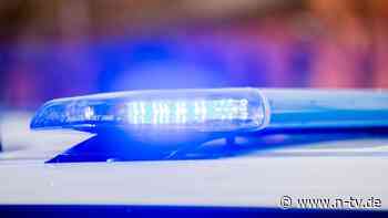 Vier Menschen greifen 46-Jährigen mit Stangen und Steinen an - n-tv NACHRICHTEN