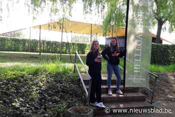 Hellegat Hof zet de bar buiten - Het Nieuwsblad