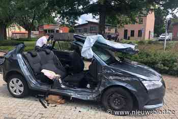 Drie gewonden na zware klap op kruispunt in centrum Olen