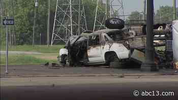 Houston traffic: Fatal crash blocks northbound US-59 feeder at Crabb River Road/Grand Parkway - KTRK-TV