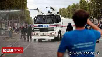 Clashes in Paris over Covid measures