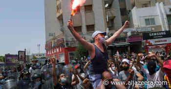 Tunisians protest as COVID surges, economy suffers | Coronavirus pandemic News - Al Jazeera English
