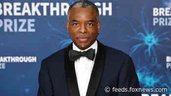 LeVar Burton begins fan-inspired 'Jeopardy!' run as the show looks to pick a permanent Alex Trebek replacement