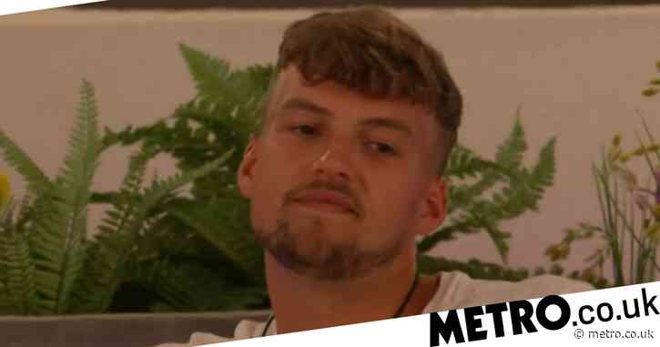 Hugo Hammond ‘not sorry’ for Toby Aromolaran clash as guys finally go for a chat about Chloe Burrows
