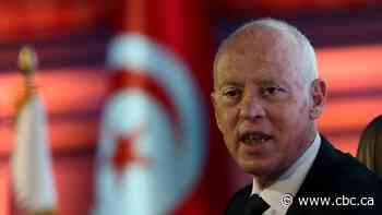 Tunisian president sacks PM, freezes parliament amid violent unrest across the country