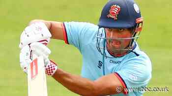 One-Day Cup: Alastair Cook helps Essex win as Yorkshire & Worcestershire chase big totals