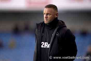 Wayne Rooney heeft thuis wat uit te leggen: opgedoken foto's met schaarsgeklede vrouwen brengen hem weer in diskrediet