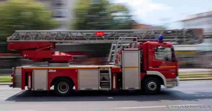 Erneut schwere Gewitter: Feuerwehr pumpt Keller aus