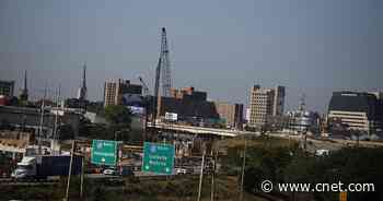 Wireless EV charging pavement trials to begin in Indiana     - Roadshow