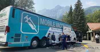 COVID-19: Alberta’s 1st mobile vaccination clinic rolls into Kananaskis Country
