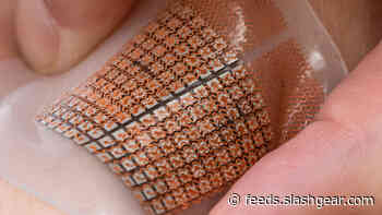 Soft wearable skin patch monitors blood flow inside the body