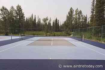 Hybrid tennis and pickleball courts arrive in Redwood Meadows - Airdrie Today