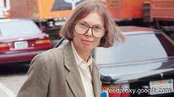 The Singular Voice Of Janet Malcolm