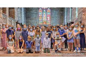 Academie Herne reikt diploma's uit - Het Nieuwsblad