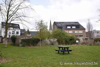Lievegem onderzoekt drie terreinen op mogelijke PFAS-vervuiling, verboden te spelen in Merelpark