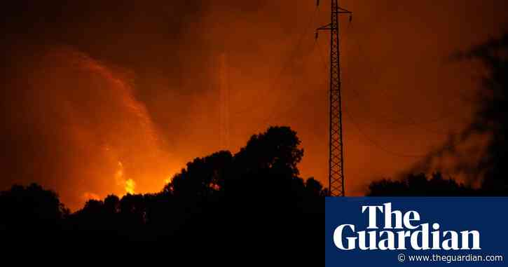 Wildfires raging across south-west Sardinia force evacuations – video