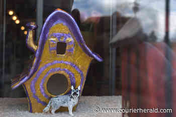 Arts Alive holding silent auction for student scholarships - Enumclaw Courier-Herald