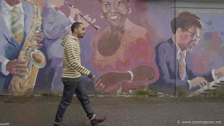 Exclusive Emergence: Out of the Shadows Trailer – South Asian LGBTQ Documentary