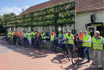 Neos Kinrooi fietst naar museum 'Terug in de tijd' - Het Belang van Limburg