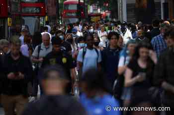 As Britain Reopens, Scientists Warn of Fertile Ground for Coronavirus Variants - VOA Asia