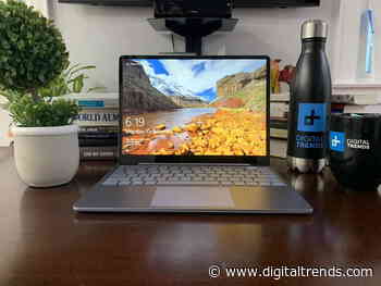How to adjust screen resolution in Windows