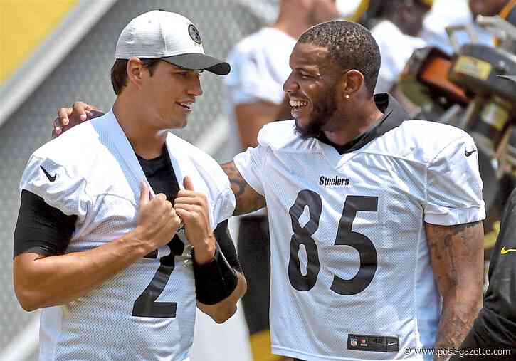 LIVE: Steelers are on the North Shore. Fans are allowed to watch. All is right in the world.