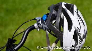 Unfall in Ulm: Radlerin fährt gegen Auto und verletzt sich schwer - Augsburger Allgemeine