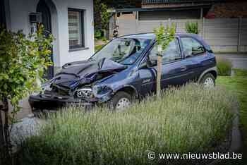 Bestuurster richt zware ravage aan in Beringen